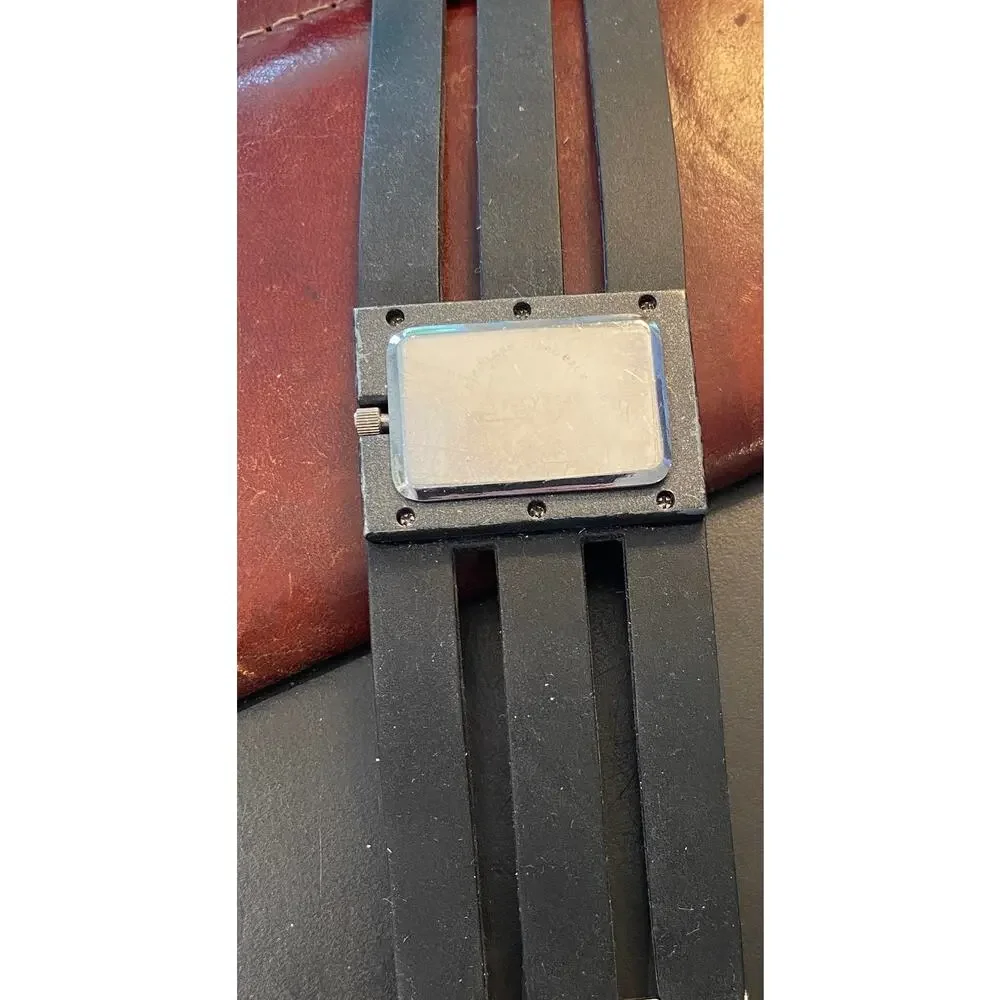 Women's 40mm Black Metal Bilyfer watch, Sleek Design with Resin Band